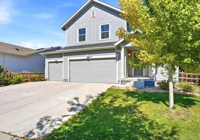 Photo 3 of Single family home for sale at 4617 Clear Crk Dr, Longmont, CO 80504 | MLS# 7608749 | Listing updated on 2026-10-08