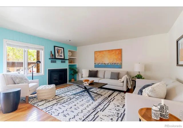 Photo 3 of Townhouse for sale at 3527 Spring Crk Pl, Boulder, CO 80301 | MLS# IR1069765 | Listing updated on 2026-10-08
