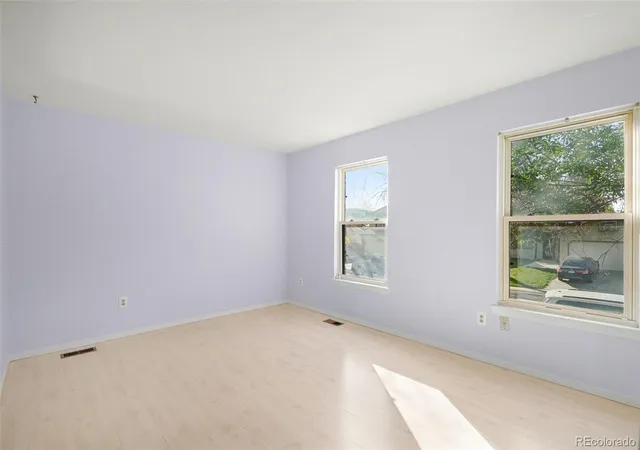 Photo 4 of Single family home for sale at 19539 E Purdue Cir, Aurora, CO 80013 | MLS# 7750132 | Listing updated on 2026-10-08
