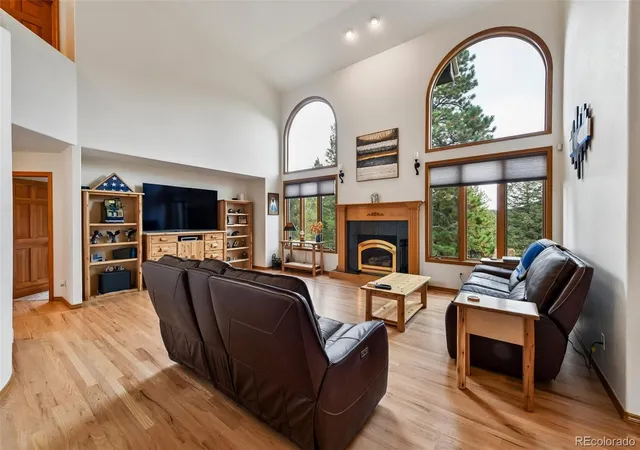 Photo 4 of Single family home for sale at 6252 S King Dr, Evergreen, CO 80439 | MLS# 7143704 | Listing updated on 2026-10-03