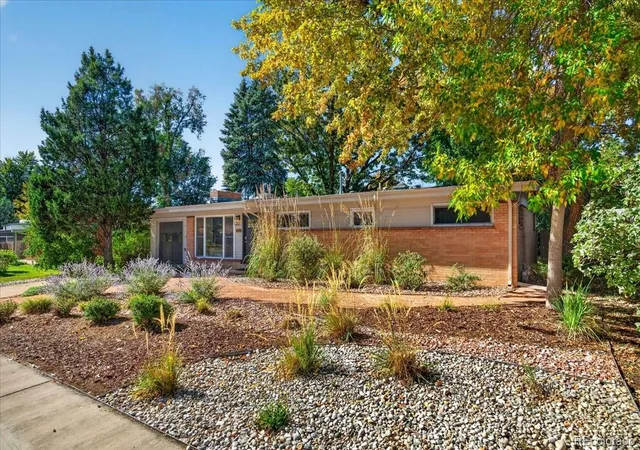 Photo 1 of Single family home for sale at 5975 Dudley St, Arvada, CO 80004 | MLS# 3327230 | Listing updated on 2026-10-28