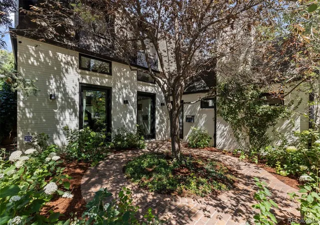 Single family home for sale at 275 Vine St, Denver, CO 80206 | MLS# 4169305