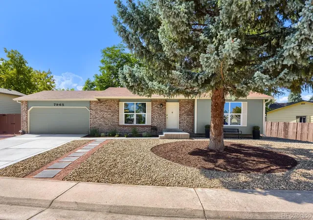 Photo 1 of Single family home for sale at 7965 S Estes Ct, Littleton, CO 80128 | MLS# 5890009 | Listing updated on 2026-10-08