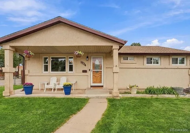 Single family home for sale at 1734 Comanche Rd, Pueblo, CO 81001 | MLS# 8123059