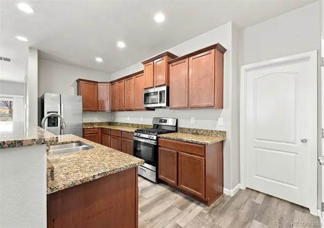 Photo 4 of Single family home for sale at 9548 Dahlia Ln, Thornton, CO 80229 | MLS# 9882113 | Listing updated on 2026-10-06