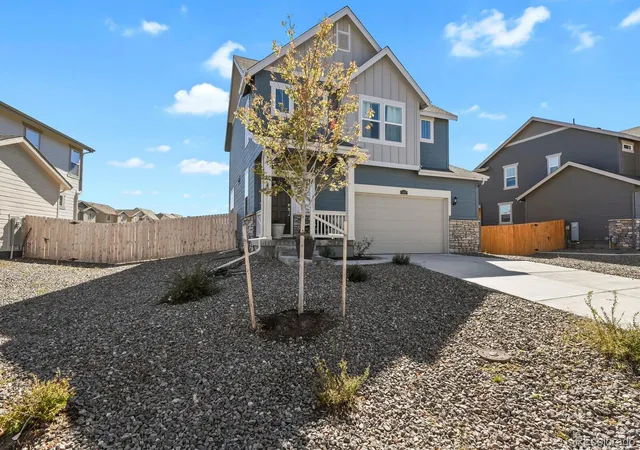 Photo 3 of Single family home for sale at 1182 Corkbark Dr, Elizabeth, CO 80107 | MLS# 2526463 | Listing updated on 2026-10-03