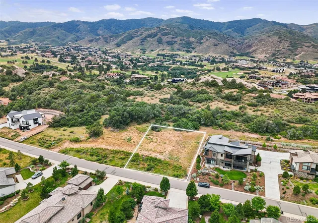 Photo 3 of Single family home for sale at 7983 Raphael Ln, Littleton, CO 80125 | MLS# 8718933 | Listing updated on 2026-10-01