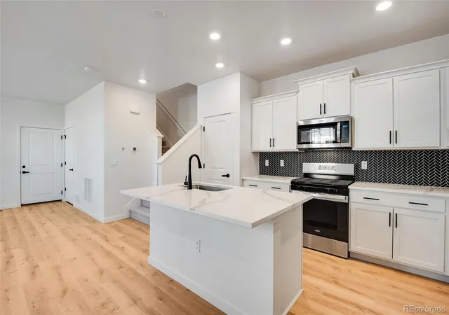 Photo 2 of Sale Pending at 22352 E 7th Place, Aurora, CO 80018 | MLS# 5276326 | Listing updated on 2026-10-19