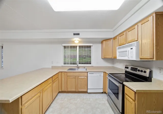 Photo 4 of Single family home for sale at 21136 E 40th Place, Denver, CO 80249 | MLS# 6463778 | Listing updated on 2026-10-01