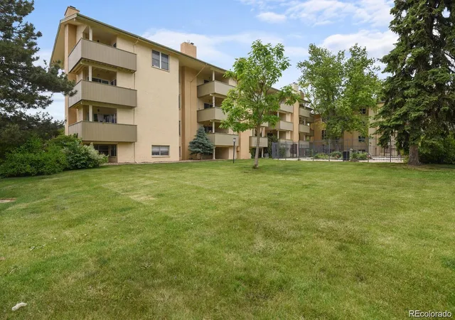 Condo for sale at 3035 Oneal Pkwy #19S, Boulder, CO 80301 | MLS# 2710803