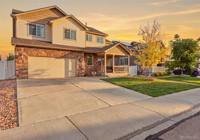 Photo 2 of Single family home for sale at 4204 Paddock Dr, Wellington, CO 80549 | MLS# 8038721 | Listing updated on 2026-10-10
