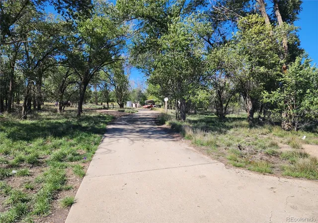 Photo 2 of Single family home for sale at 320 Autobee Rd, Avondale, CO 81022 | MLS# 3498664 | Listing updated on 2026-10-05