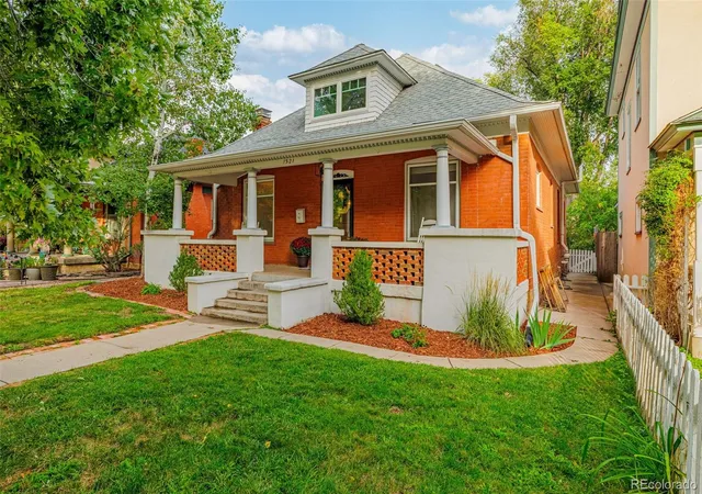Photo 1 of Single family home for sale at 1521 N Weber St, Colorado Springs, CO 80907 | MLS# 4393933 | Listing updated on 2026-10-08