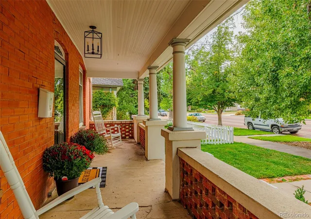Photo 2 of Single family home for sale at 1521 N Weber St, Colorado Springs, CO 80907 | MLS# 4393933 | Listing updated on 2026-10-08