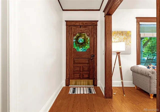 Photo 4 of Single family home for sale at 1521 N Weber St, Colorado Springs, CO 80907 | MLS# 4393933 | Listing updated on 2026-10-08