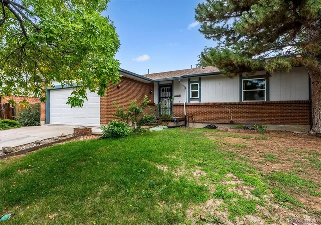 Single family home for sale at 1807 S Fairplay St, Aurora, CO 80012 | MLS# 9687554