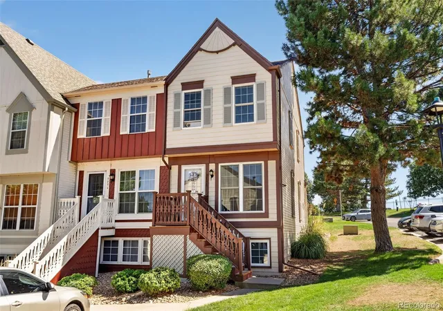 Photo 2 of Townhouse for sale at 9898 W Cornell Pl, Lakewood, CO 80227 | MLS# 4667798 | Listing updated on 2026-10-06