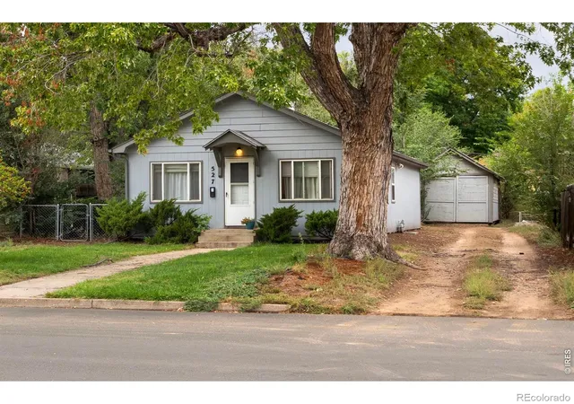 Photo 2 of Single family home for sale at 527 Cowan St, Fort Collins, CO 80524 | MLS# IR1069823 | Listing updated on 2026-10-05