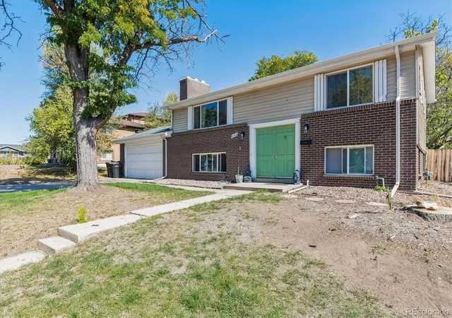 Photo 3 of Single family home for sale at 6486 Jay St, Arvada, CO 80003 | MLS# 2806648 | Listing updated on 2026-10-09