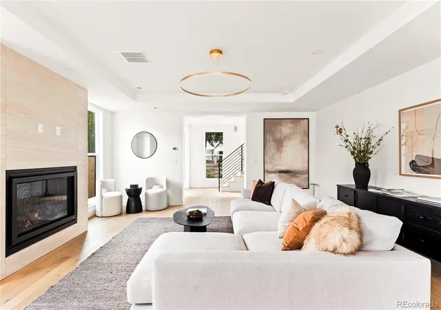Photo 4 of Single family home for sale at 2362 S Acoma St, Denver, CO 80223 | MLS# 8755329 | Listing updated on 2026-10-02
