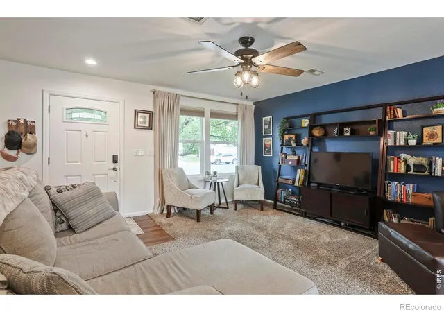 Photo 4 of Single family home for sale at 10656 Durango Pl, Longmont, CO 80504 | MLS# IR1069831 | Listing updated on 2026-10-07