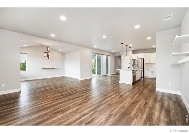 Photo 4 of Single family home for sale at 4893 Oakley Dr, Timnath, CO 80547 | MLS# IR1069833 | Listing updated on 2026-10-09