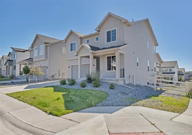 Photo 2 of Single family home for sale at 5590 Amarosa Dr, Parker, CO 80134 | MLS# 5066659 | Listing updated on 2026-10-06