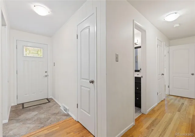 Photo 3 of Single family home for sale at 6720 S Delaware St, Littleton, CO 80120 | MLS# 5257984 | Listing updated on 2026-10-15