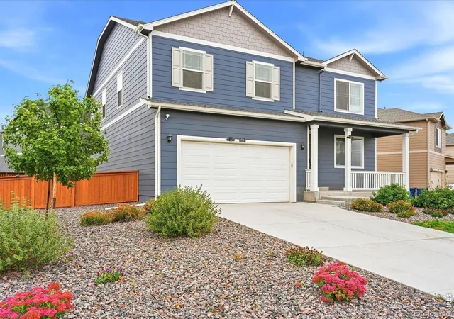 Photo 3 of Single family home for sale at 876 King St, Lochbuie, CO 80603 | MLS# IR1069837 | Listing updated on 2026-10-07