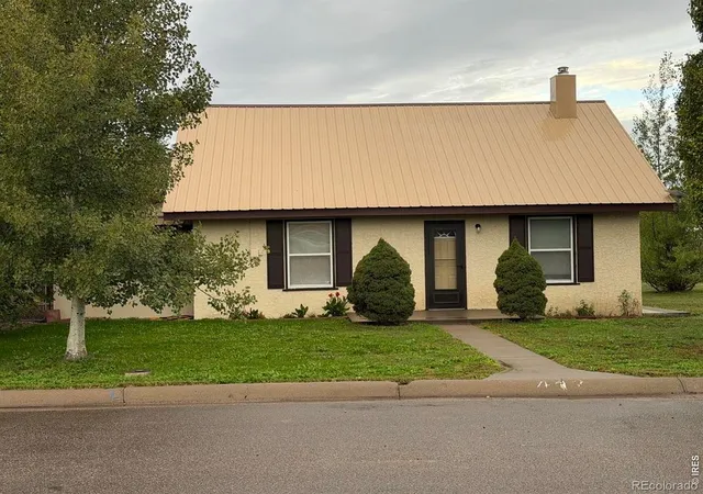 Photo 1 of Single family home for sale at 412 Nebraska Ave, Stratton, CO 80836 | MLS# IR1069838 | Listing updated on 2026-10-02