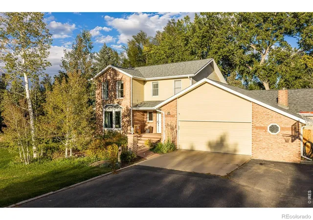 Photo 2 of Single family home for sale at 7330 Meadow Ln, Niwot, CO 80503 | MLS# IR1069841 | Listing updated on 2026-10-08