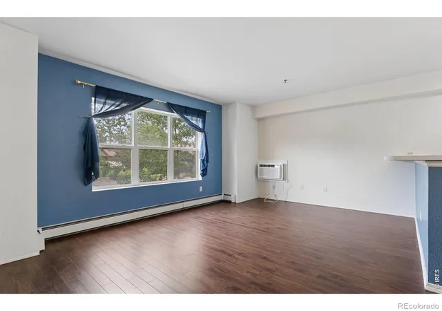 Listing Photo 5 - Condo for sale in building located at 2610 Iris Ave, Boulder, CO 80304 - Unit #105