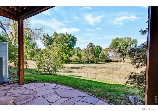 Photo 3 of Townhouse for sale at 1241 Baker St, Longmont, CO 80501 | MLS# IR1069844 | Listing updated on 2026-10-09
