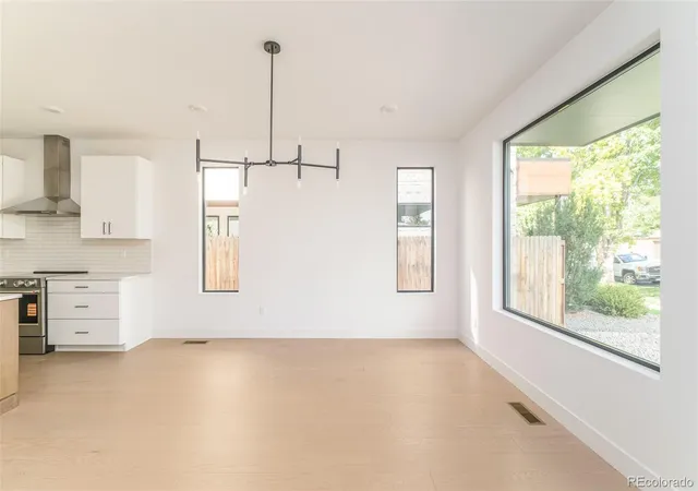 Photo 2 of Single family home for sale at 2417 S Lafayette St, Denver, CO 80210 | MLS# 9563275 | Listing updated on 2026-10-01