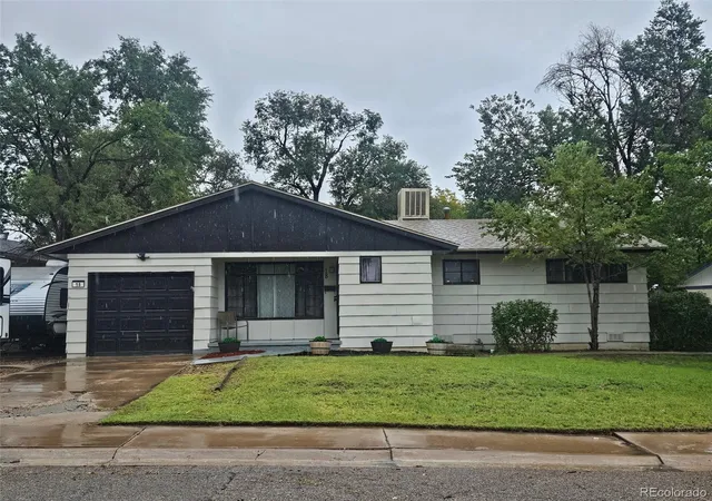 Photo 1 of Single family home for sale at 18 Dundee Ln, Pueblo, CO 81001 | MLS# 9521005 | Listing updated on 2026-10-04