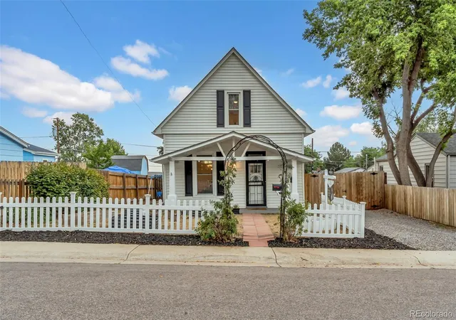 Photo 1 of Single family home for sale at 4842 Bryant St, Denver, CO 80221 | MLS# 4040739 | Listing updated on 2026-10-12