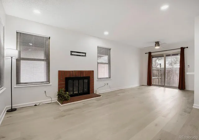Photo 3 of Townhouse for sale at 3812 S Fraser St, Aurora, CO 80014 | MLS# 3005618 | Listing updated on 2026-10-06