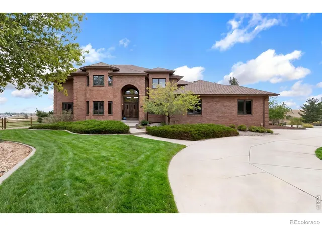 Photo 2 of Mansion for sale at 4868 Westridge Dr, Fort Collins, CO 80526 | MLS# IR1069851 | Listing updated on 2026-10-05