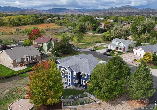 Photo 2 of Single family home for sale at 344 Cove Dr, Loveland, CO 80537 | MLS# IR1069858 | Listing updated on 2026-10-06