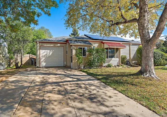 Photo 1 of Single family home for sale at 1100 Lansing St, Aurora, CO 80010 | MLS# 9174441 | Listing updated on 2026-10-05
