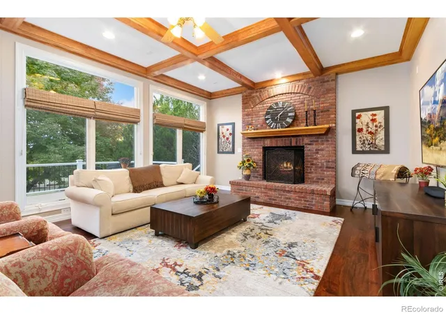 Photo 4 of Single family home for sale at 6038 Huntington Hills Dr, Fort Collins, CO 80525 | MLS# IR1069860 | Listing updated on 2026-10-02