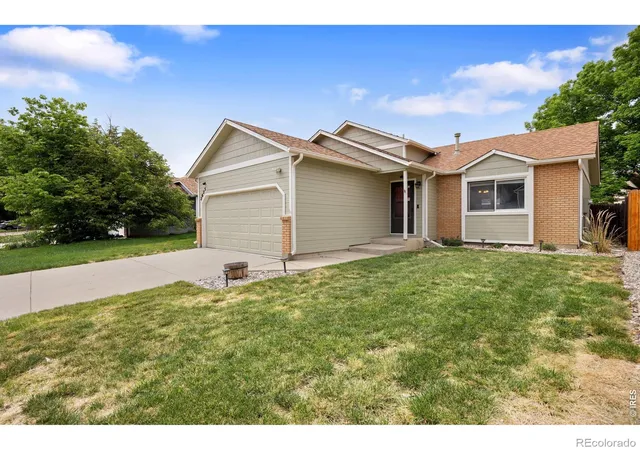 Photo 1 of Single family home for sale at 2025 Cheyenne Ave, Loveland, CO 80538 | MLS# IR1069862 | Listing updated on 2026-10-02