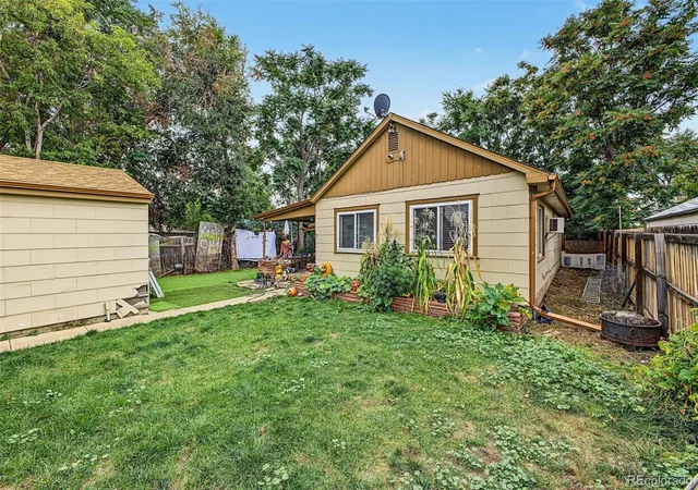 Photo 2 of Single family home for sale at 1565 Sheridan Blvd, Lakewood, CO 80214 | MLS# 2972483 | Listing updated on 2026-10-05