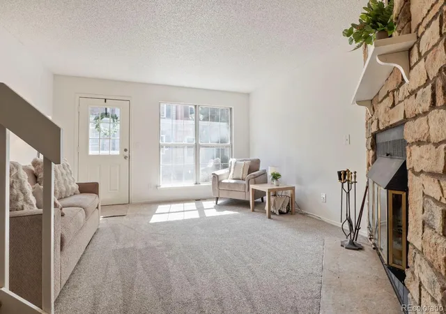 Photo 3 of Townhouse for sale at 12063 E Hoye Dr, Aurora, CO 80012 | MLS# 6709985 | Listing updated on 2026-10-02