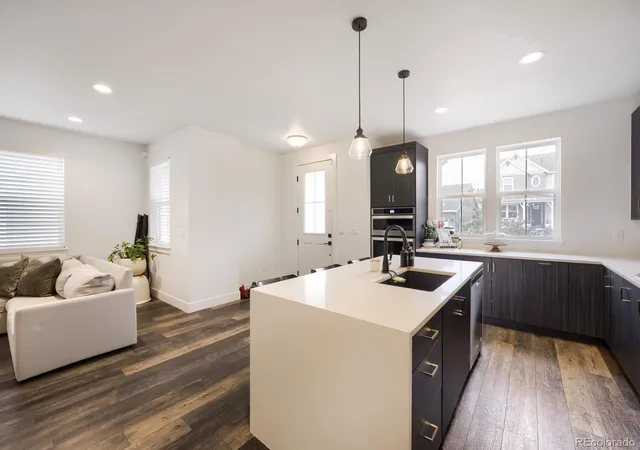 Photo 4 of Single family home for sale at 2901 E 102nd Place, Denver, CO 80229 | MLS# 8024013 | Listing updated on 2026-10-02