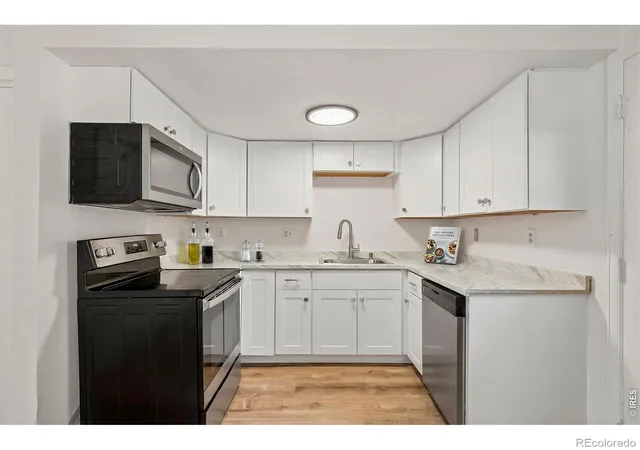 Photo 3 of House for sale at 5450 Alcott St, Denver, CO 80221 | MLS# IR1069895 | Listing updated on 2026-10-26
