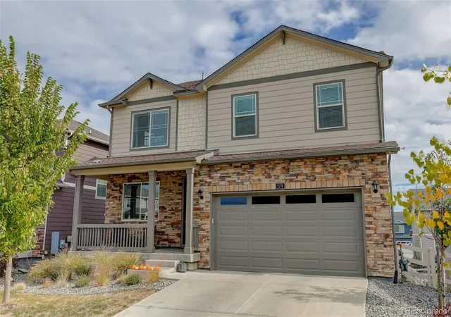 Photo 2 of Single family home for sale at 2176 Rosette Ln, Castle Rock, CO 80104 | MLS# 5950464 | Listing updated on 2026-10-23