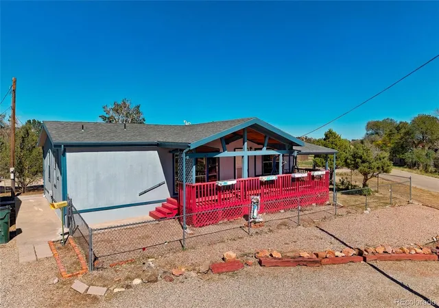 Photo 3 of Single family home for sale at 620 W 2nd Street, Walsenburg, CO 81089 | MLS# 4146134 | Listing updated on 2026-10-03