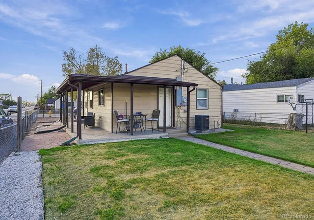 Photo 3 of Single family home for sale at 7000 Grape St, Commerce City, CO 80022 | MLS# 7773002 | Listing updated on 2026-10-02