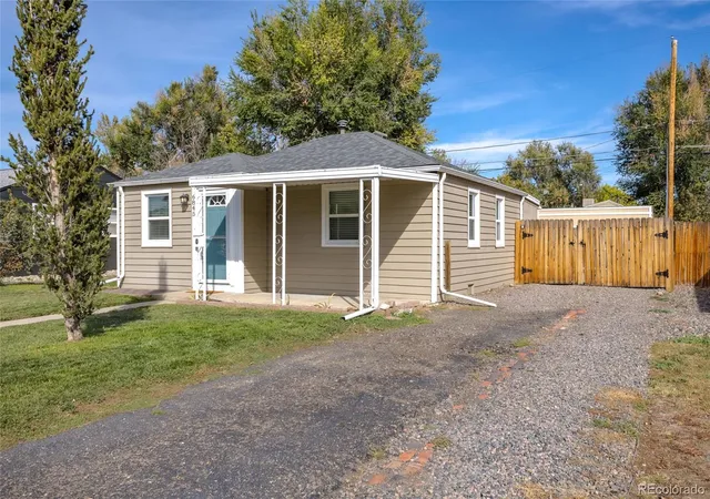 Photo 4 of Single family home for sale at 6845 W 55th Place, Arvada, CO 80002 | MLS# 8319915 | Listing updated on 2026-10-07